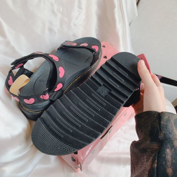 Lazy Oaf x Doc Marten Heart Sandal 🤍 size 4.5 - Picture 3 of 14